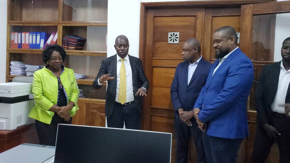 Visita do Primeiro Ministro ao Estabelecimento do INE